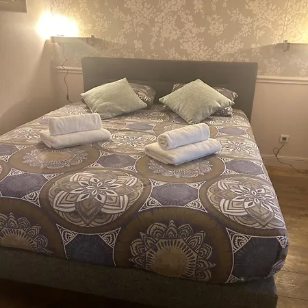 Ancien Atelier Parisien Grand 2 Pieces Apartment Paris